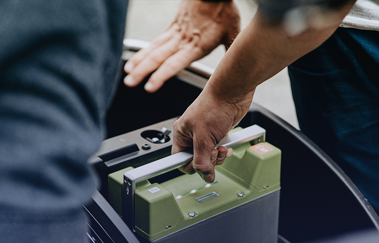 出行工具充電器